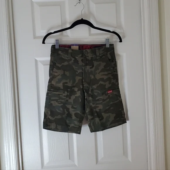 New Levi's Youth Cargo Short Size 10 - Picture 1 of 6